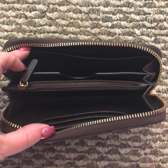 Michael Kors - Picture 3 of 5